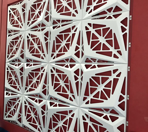 雕花鋁單板 9b1f8b7e8ad6241720d54b18961b76f1.jpg